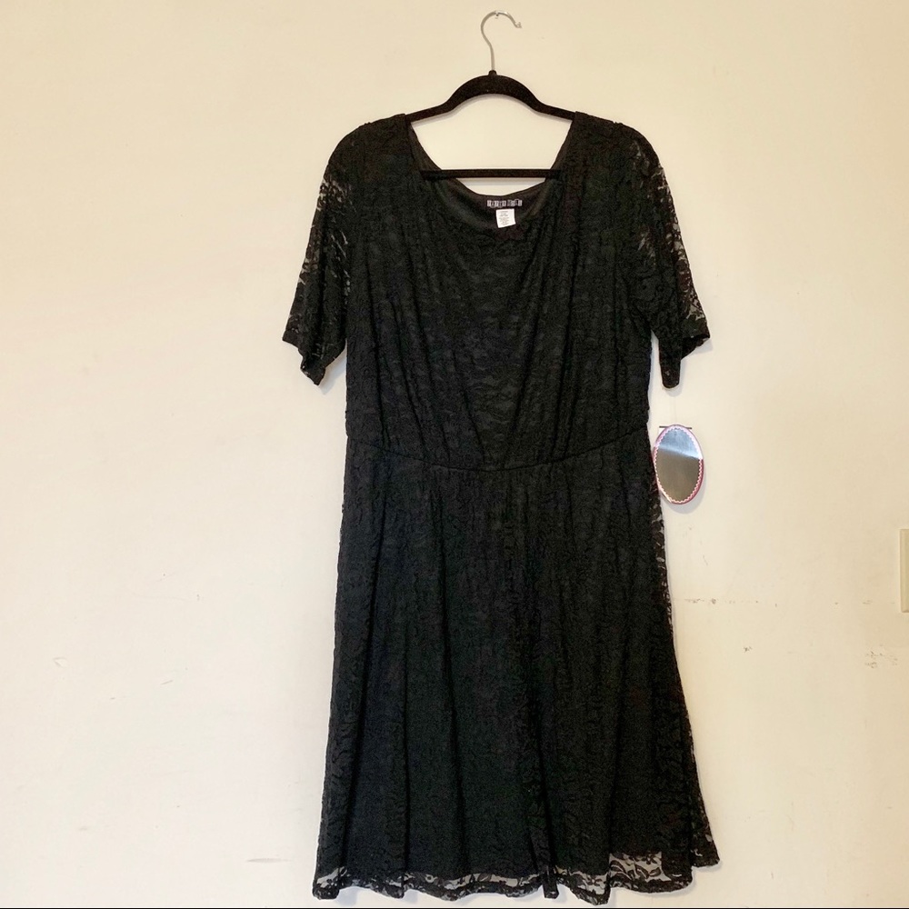 Black Lace Cocktail Dress